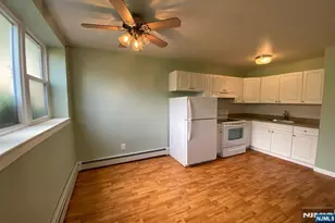 35 S Willow Street A1, Montclair, NJ 07042 - Photo 2
