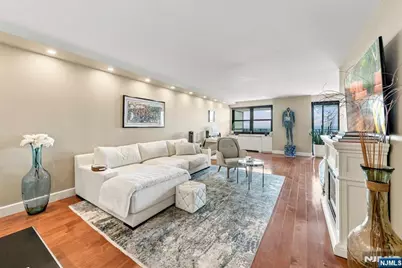 7855 Boulevard East 20F #20F, North Bergen, NJ 07047 - Photo 4