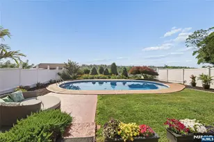 10 Truman Rd, North Arlington, NJ 07031 - Photo 28