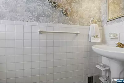 10 Truman Road, North Arlington, NJ 07031 - Photo 26