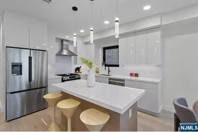 99 Van Horne Street 1 #1, Jersey City, NJ 07304 - Photo 4