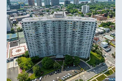 2000 Linwood Avenue 10R #10R, Fort Lee, NJ 07024 - Photo 22