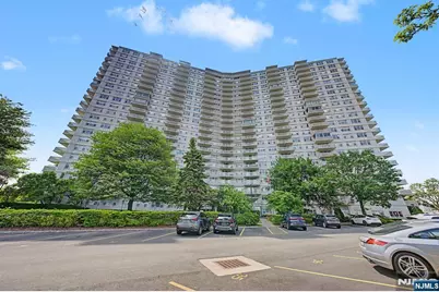 2000 Linwood Avenue 10R #10R, Fort Lee, NJ 07024 - Photo 34