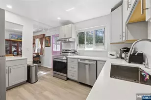 9 Smith St, Closter, NJ 07624 - Photo 10