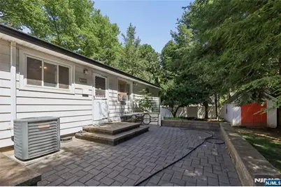 9 Smith Street, Closter, NJ 07624 - Photo 22