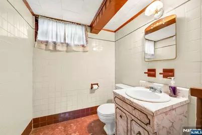 95 E 7th Street, Clifton, NJ 07011 - Photo 24