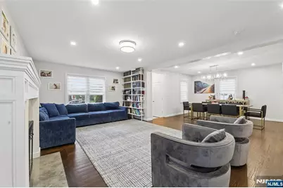 373 Briarcliff Road, Teaneck Township, NJ 07666 - Photo 4
