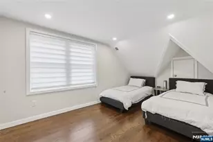 373 Briarcliff Rd, Teaneck Township, NJ 07666 - Photo 18