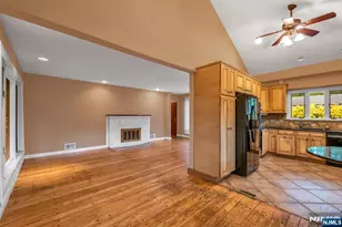 574 Chestnut St, Washington Township, NJ 07676 - Photo 12