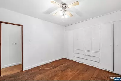574 Chestnut Street, Washington Township, NJ 07676 - Photo 18