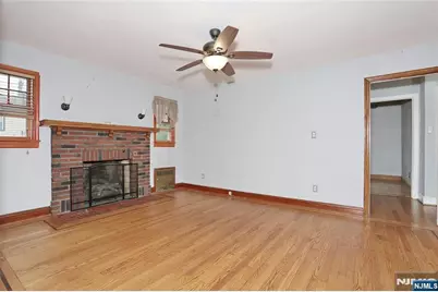 443 Center Street, Wood Ridge, NJ 07075 - Photo 6