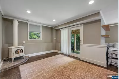1275 Princeton Road, Teaneck Township, NJ 07666 - Photo 22