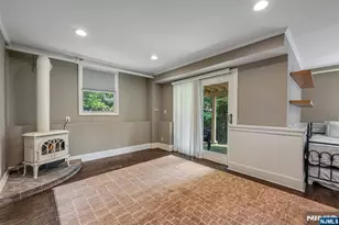 1275 Princeton Rd, Teaneck Township, NJ 07666 - Photo 22