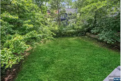 1275 Princeton Road, Teaneck Township, NJ 07666 - Photo 26