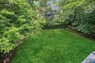 1275 Princeton Rd, Teaneck Township, NJ 07666 - Photo 26