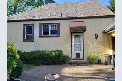 216 N Ross Place, Ho Ho Kus, NJ 07423 - Photo 10