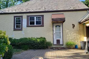 216 N Ross Pl, Ho Ho Kus, NJ 07423 - Photo 10
