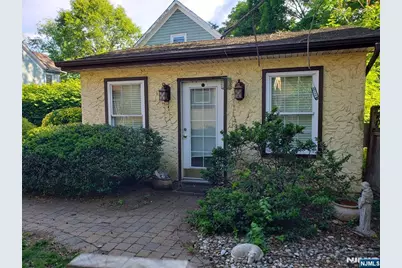 216 N Ross Place, Ho Ho Kus, NJ 07423 - Photo 8