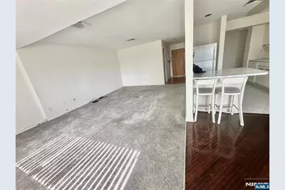 364 Palisade Avenue 2E #2E, Cliffside Park, NJ 07010 - Photo 12