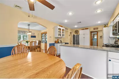 304 Washington Avenue, Clifton, NJ 07011 - Photo 8