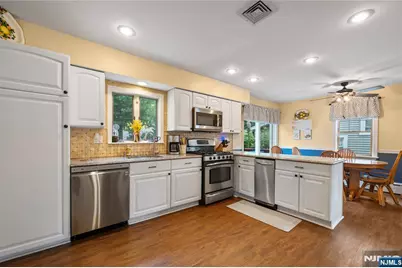 304 Washington Avenue, Clifton, NJ 07011 - Photo 6