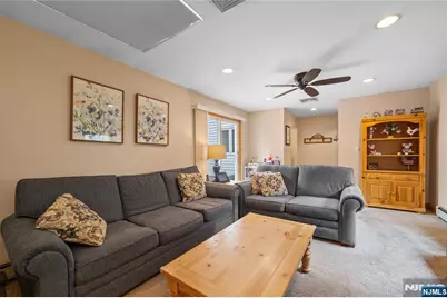 304 Washington Avenue, Clifton, NJ 07011 - Photo 2