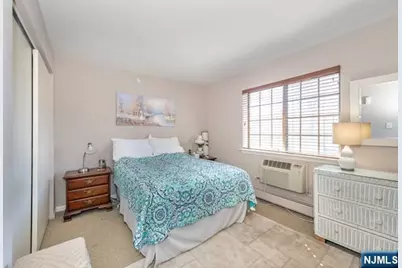2021 Hawthorne Lane, Mahwah, NJ 07430 - Photo 14