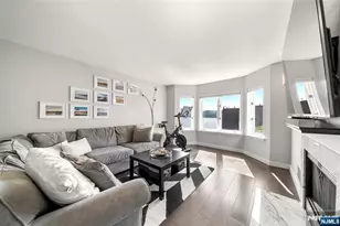 603A Nelson Ct 603A, Edgewater, NJ 07020 - Photo 4