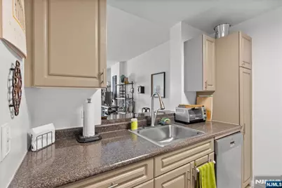 1104 City Place, Edgewater, NJ 07020 - Photo 10