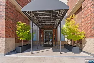 1104 City Pl, Edgewater, NJ 07020 - Photo 18