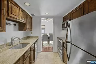 1600 Center Ave 1 A, Fort Lee, NJ 07024 - Photo 14