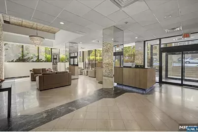 1600 Center Avenue 1 A #1 A, Fort Lee, NJ 07024 - Photo 4