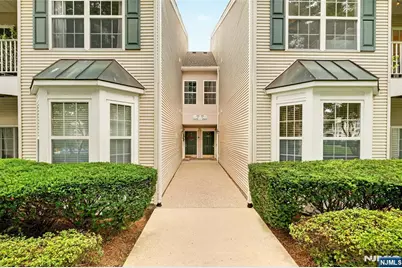 486 Cambridge Drive, Butler, NJ 07405 - Photo 4