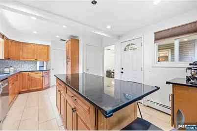 48 Jefferson Avenue, Tenafly, NJ 07670 - Photo 18