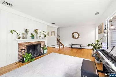 48 Jefferson Avenue, Tenafly, NJ 07670 - Photo 6