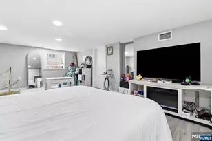 15 Pehle Ave, Saddle Brook Township, NJ 07663 - Photo 14