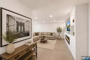 2200 N Central Road 14W, Fort Lee, NJ 07024 - Photo 4