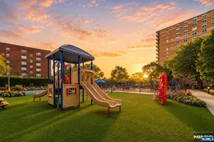 2200 N Central Road 14W, Fort Lee, NJ 07024 - Photo 40