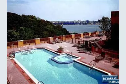 100 Old Palisade Road 702 #702, Fort Lee, NJ 07024 - Photo 6