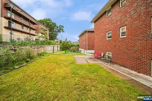 1522 10th 2, Fort Lee, NJ 07024 - Photo 28