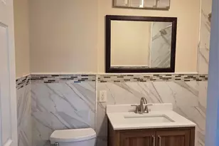 427-429 Hamilton Street 3rd L, Harrison, NJ 07029 - Photo 10