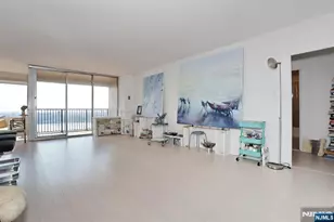 5 Horizon Road 2209, Fort Lee, NJ 07024 - Photo 16