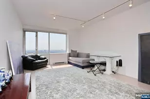 5 Horizon Road 2209, Fort Lee, NJ 07024 - Photo 36
