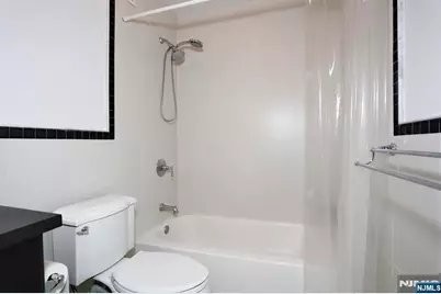 5 Horizon Road 2209 #2209, Fort Lee, NJ 07024 - Photo 32