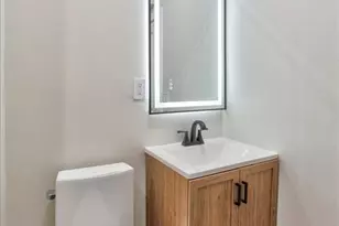 152 Clinton St, East Orange, NJ 07017 - Photo 38