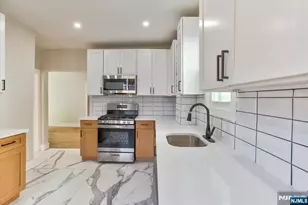 152 Clinton St, East Orange, NJ 07017 - Photo 16
