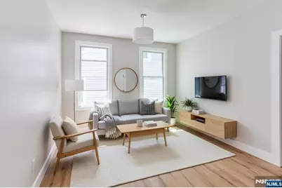 152 Clinton Street, East Orange, NJ 07017 - Photo 6