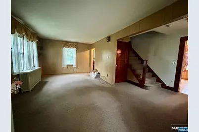 15 Willow Street, Garfield, NJ 07026 - Photo 10