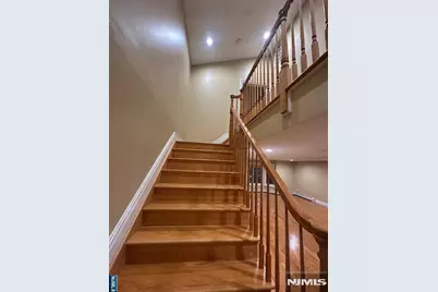 333 Roff Avenue, Palisades Park, NJ 07650 - Photo 8