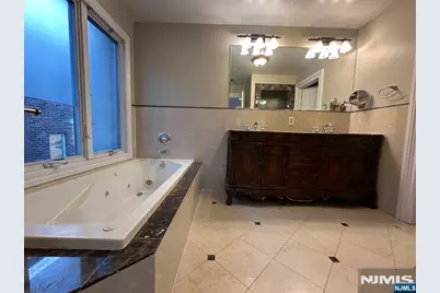333 Roff Avenue, Palisades Park, NJ 07650 - Photo 20